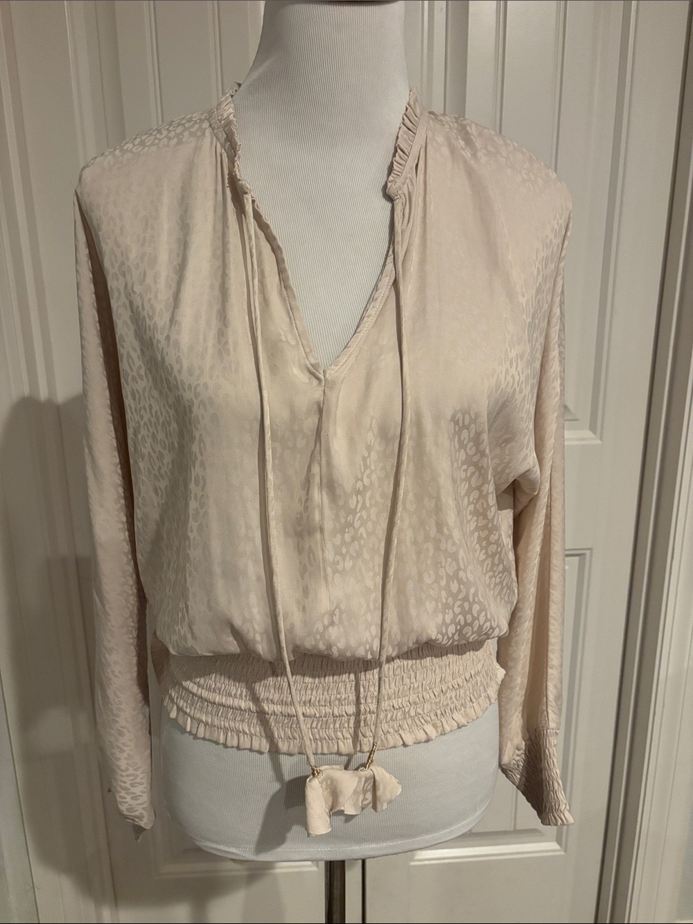 Mystree Cream Blouson V-Neck Long-Sleeve Top with Smocked Hem